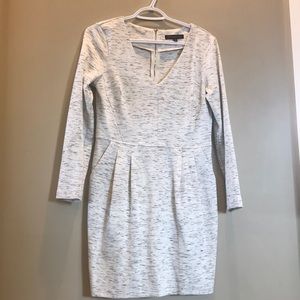 Long sleeve dress with pockets